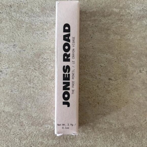 NEW in box Jones Road The Face Pencil Shade #18 Medium Dark Skin Concealer - Picture 4 of 4